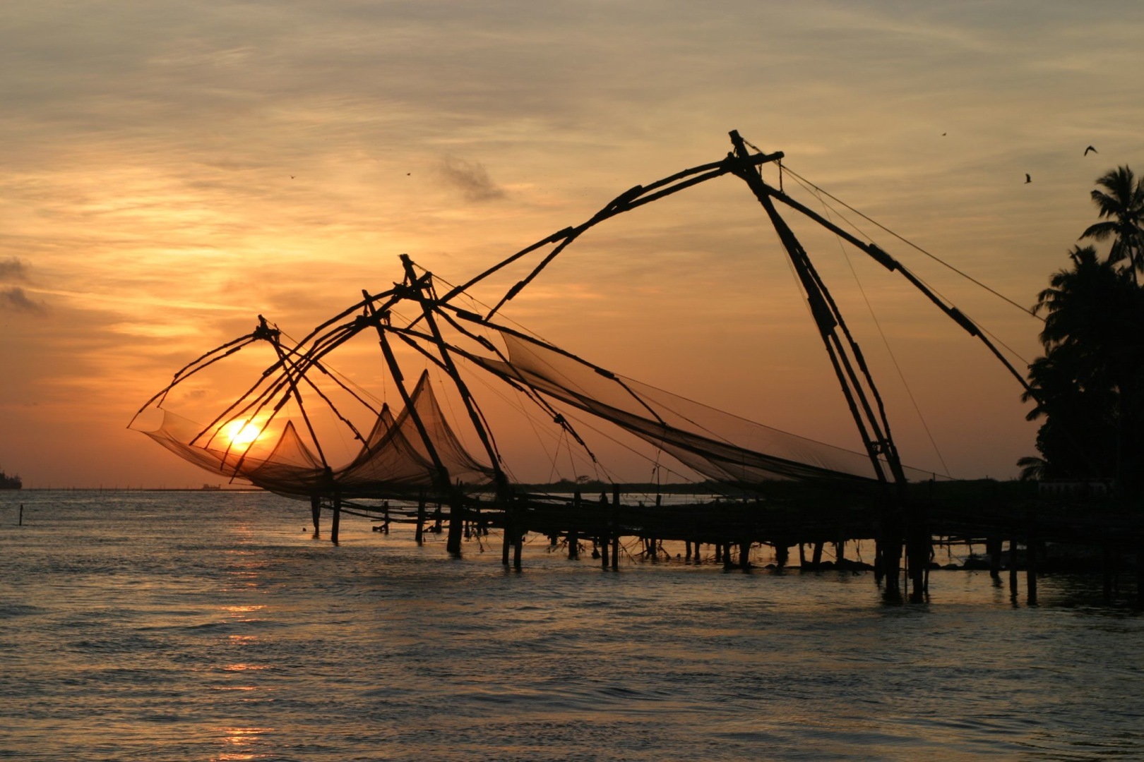 https://d3r8gwkgo0io6y.cloudfront.net/upload/Chinese fishing net03.jpg